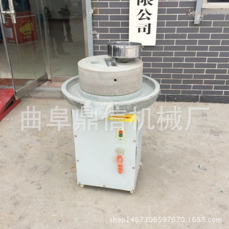 河北玉米煎餅?zāi)ズ龣C 商用石磨豆?jié){機 電動石磨生產(chǎn)廠家